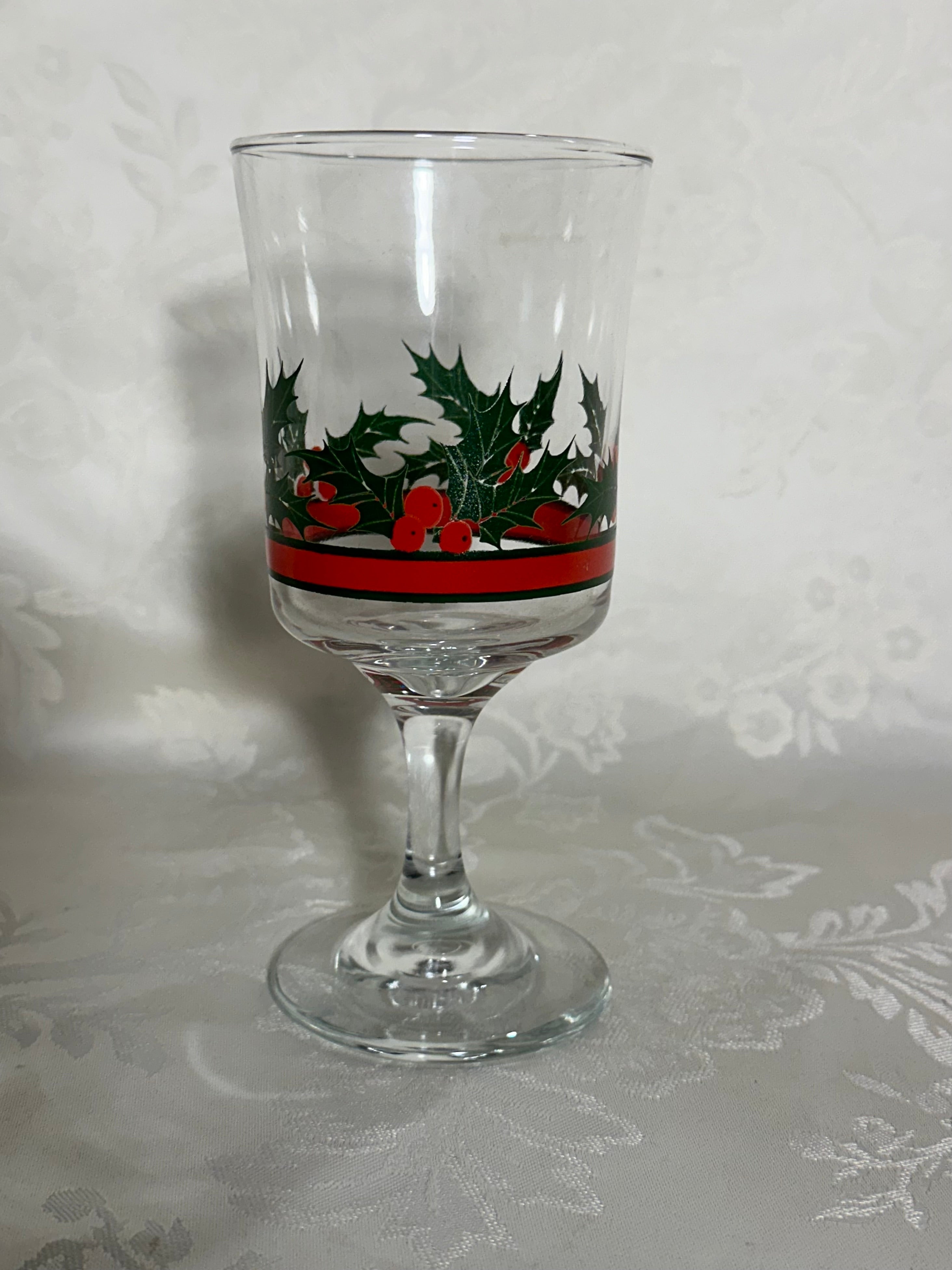 Set of 8 Vintage Libbey Christmas Holiday deals Holly Water Wine Goblet Glasses